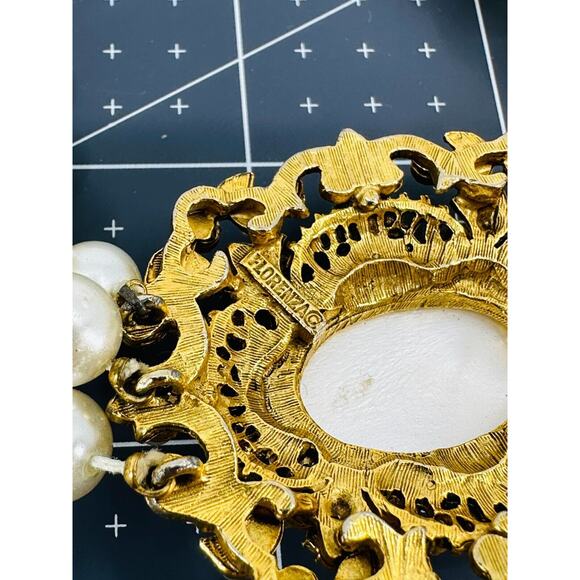 VTG Florenza Necklace Faux Pearl Cabochon Clasp Three Strand 8mm Estate Jewelry - Picture 14 of 14